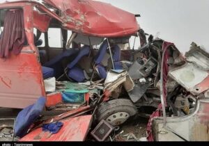 کشته شدن ۶ نفر در تصادف اتوبوس با چند خودرو در محور دزفول به شوشتر