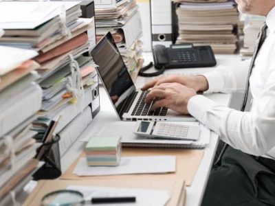 کارکنان از فردا سر کار حاضر خواهند بود