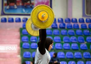 بانوان وزنه بردار مسجدسلیمانی،صدرنشین لیگ وزنه برداری خوزستان شدند