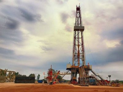 مدیرعامل شرکت ملی حفاری ایران: نوسازی دکل‌های حفاری چاه‌های نفت اولویت سال ۱۴۰۲ است