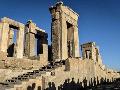 کدام بناهای ایرانی تحسین منتقدان جهانی را برانگیخته است؟