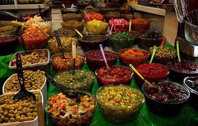 نقش تغذیه در ناباروری / در مصرف سردی‌ها و ترشیجات دقت کنید/چرا مصرف ترشیجات در شب ممنوع است؟/سکته در کمین این افراد نشسته است!