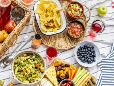 ۹ ماده غذایی موثر در کاهش و افزایش خطر ابتلا به سرطان