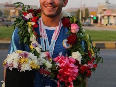 در میان استقبال علاقمندان به ورزش؛ پولادمرد نقره ای آسیا وارد زادگاهش شد