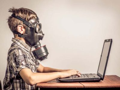 چرا حضور کودکان زیر ۱۶ در فضای مجازی می‌تواند خطرناک باشد؟