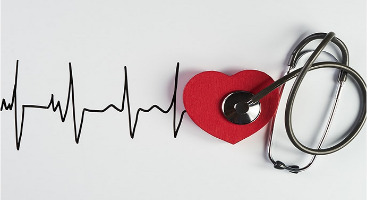 علائمی که زنان نادیده می‌گیرند؛ نشانه‌های پنهان سکته قلبی