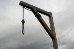 نظافتچی شیطان صفت که زن تنها را هدف قرار داده بود اعدام شد + جزییات