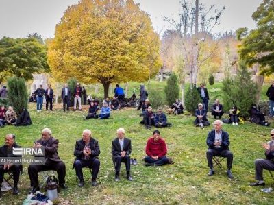 پرداخت ۳۰ میلیون تومان وام ضروری به ۴۰۰ هزار بازنشسته