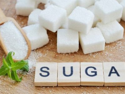 ۶ راهکار برای مهار میل مصرف شیرینی و شکر