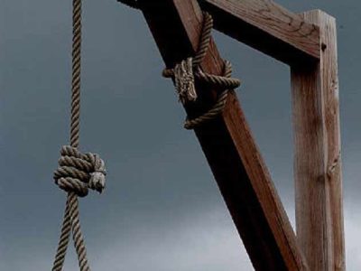 دختر ۲۳ ساله در یک قدمی چوبه دار به خاطر توهین به ائمه(ع)