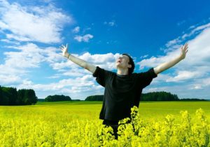 ۵ خرید ضروری که برای داشتن یک زندگی شاد توصیه می‌شود