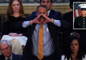 یک ایرانی سخنرانی بایدن را مختل و سپس بازداشت شد