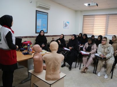 کارگاه آموزشی امداد و کمک های اولیه در شرکت نفت و گاز مسجدسلیمان برگزار شد
