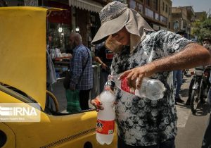 افراد گرمازده علاوه بر آب، نمک بخورند