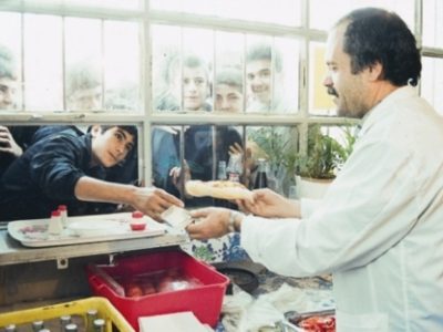 نقش بوفه مدارس در بروز بیماری کبد چرب/ معرفی خوراکی‌های سالم