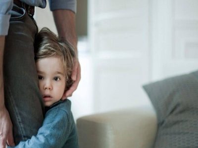 فرزندخوانده، وارث و محرم شرعی می‌شود؟