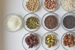 چگونه در خانه پودر پروتئین درست کنیم ؟ ؛ آموزش ساخت پودر پروتئین فقط با ۳ ماده غذایی