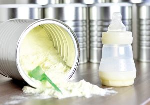 تولید و عرضه شیرخشک در کشور ادامه دارد