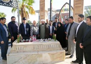 گزارش تصویری غبارروبی و عطرافشانی مزار شهید گمنام در نفت و گاز مارون