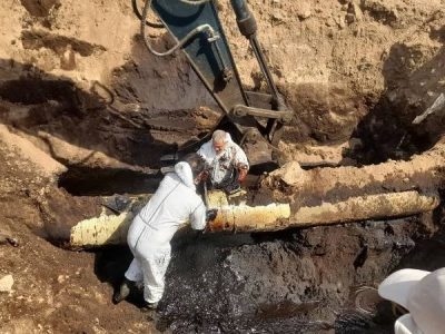 رفع نشتی خط لوله ۲۰ اینچ انتقال نفت