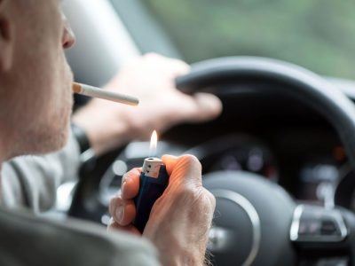 از بین بردن بوی سیگار در ماشین با ۷ روش ساده / بوی سیگار تا چند ساعت در ماشین می ماند ؟