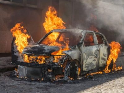 آتش زدن یک زن و ۲ فرزندش درون خودرو / مرد انتقامجو دستگیر شد