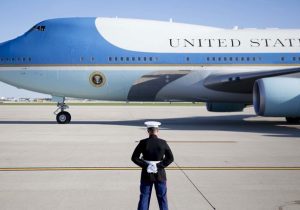 نقص فنی در هواپیمای حامل ترامپ