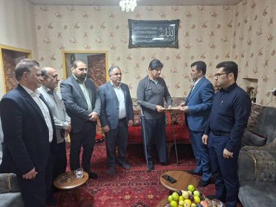 دیدار سرزده فرماندار مسجدسلیمان با ۲ خانواده ایثارگر این شهرستان با هدف تفقد از خانواده ایثارگران انقلاب اسلامی