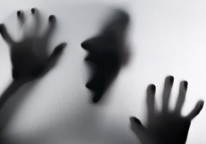 ازدواج فاجعه‌بار دختر تحصیلکرده با مرد زن‌دار/ زن اول دستگیر شد!
